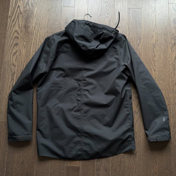 Helly Hansen Men's Helly Tech Rain Jacket - Medium - Picture 7 of 7